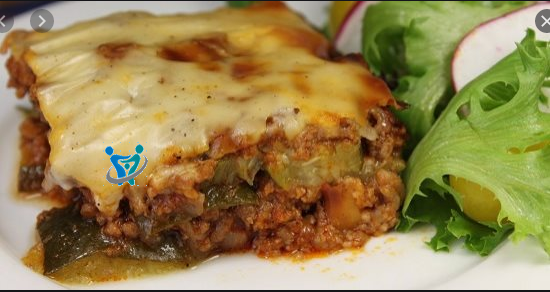 صينية الكوسة بالبشاميل بمذاق رائع 4 طريقة عمل صينية الكوسة بالبشاميل بمذاق رائع